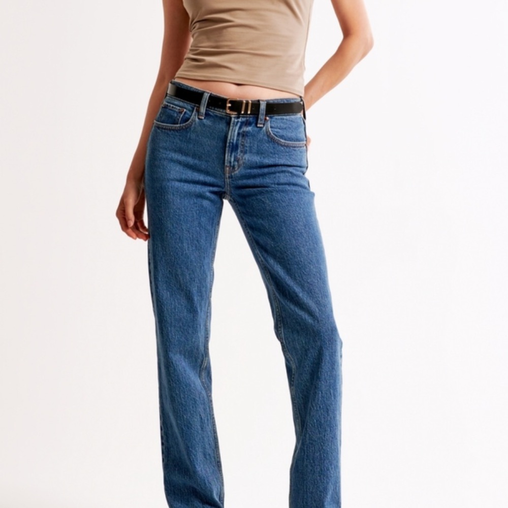 A&F Curve Love mid rise 90s straight Jean - long